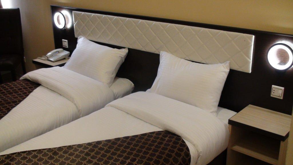 Comfort Hotel Erévan Extérieur photo