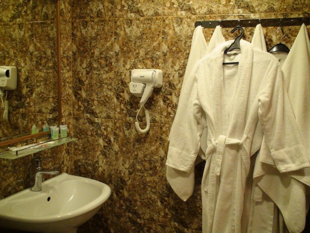 Comfort Hotel Erévan Extérieur photo