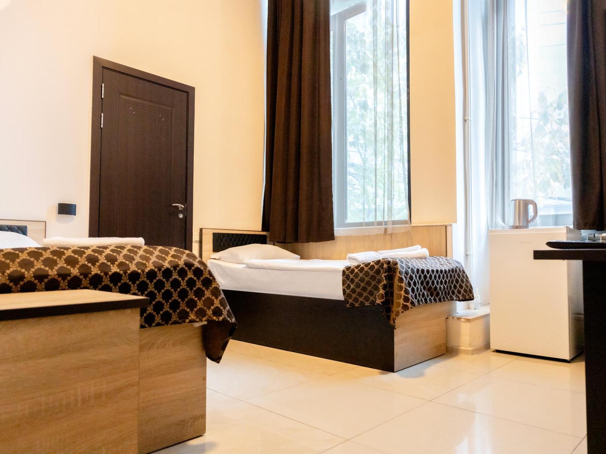 Comfort Hotel Erévan Extérieur photo