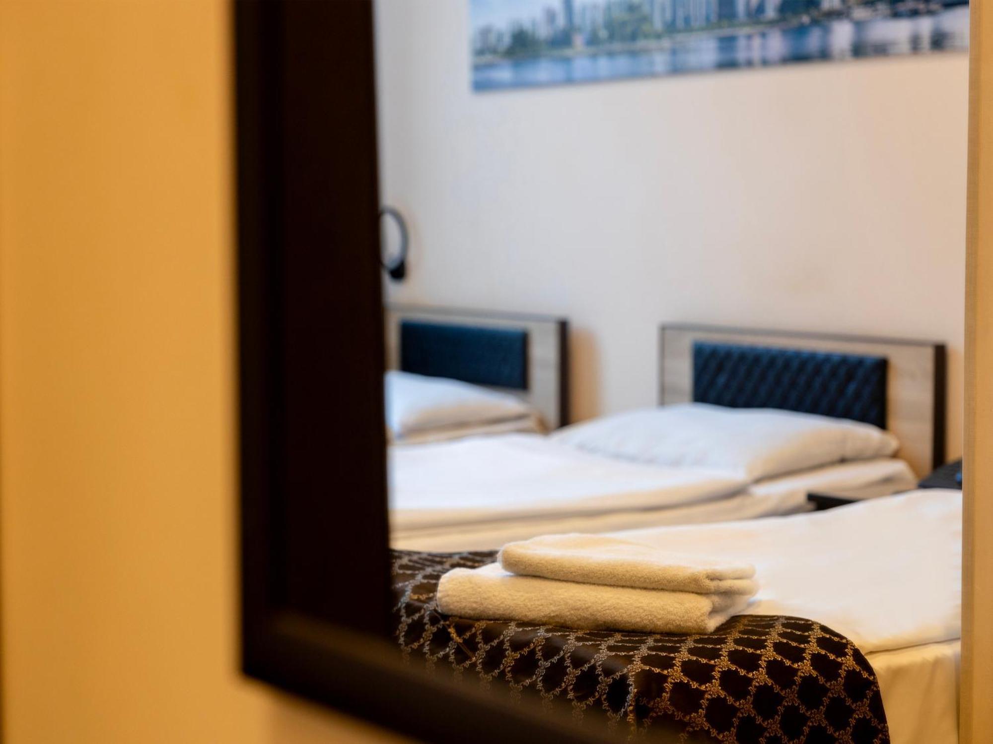 Comfort Hotel Erévan Extérieur photo