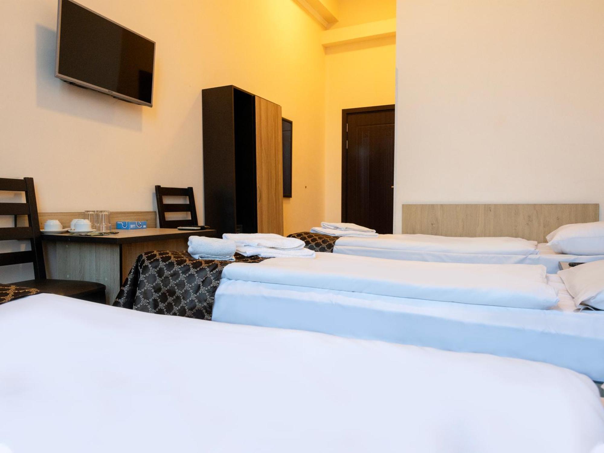 Comfort Hotel Erévan Extérieur photo