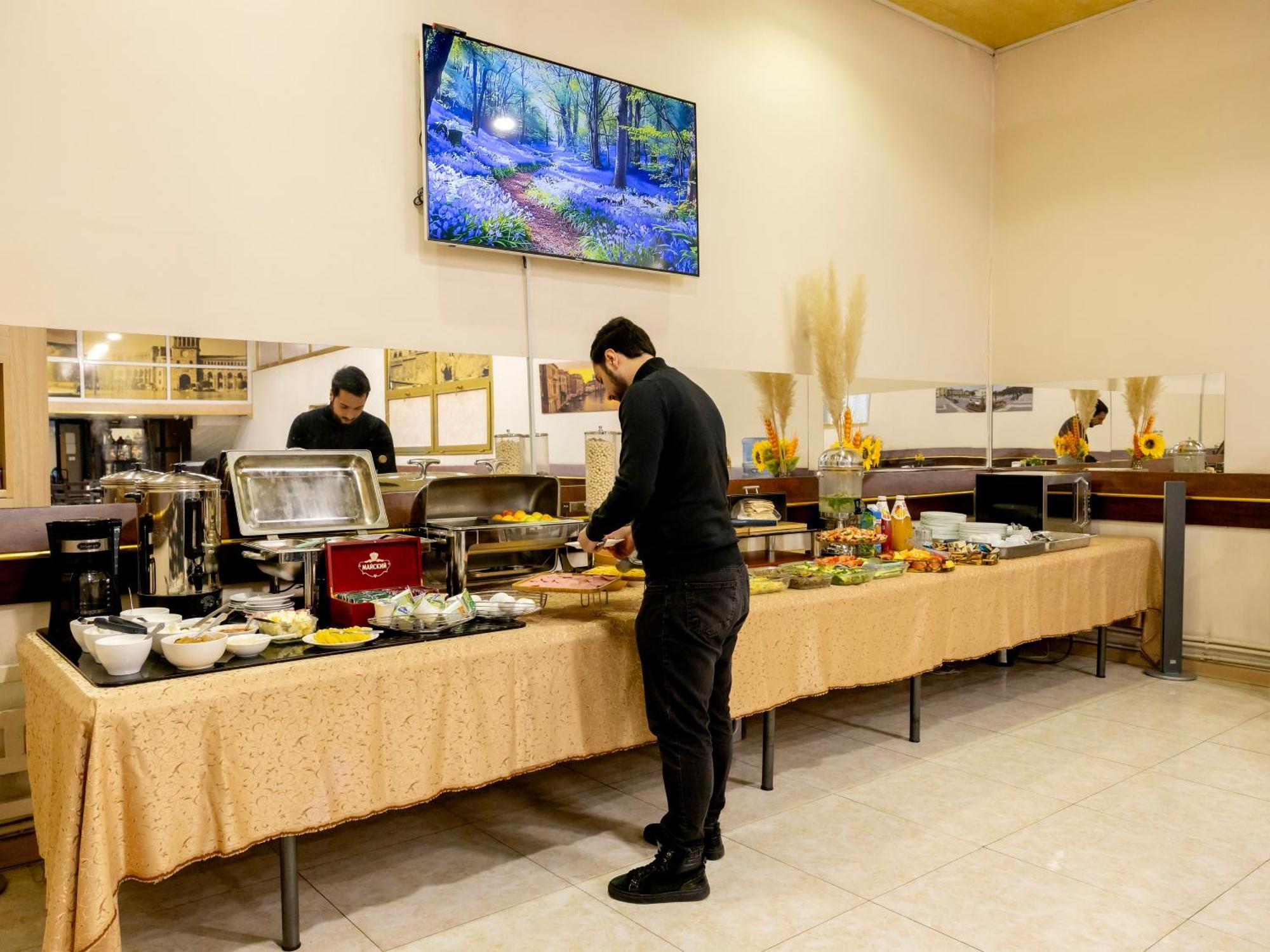 Comfort Hotel Erévan Extérieur photo